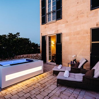 AQUAVIA JACUZI